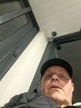 Snapshot of kanos71 chatting on March 8, 2026, 12:49 am kanos71 online show from March 8, 2026, 12:49 am