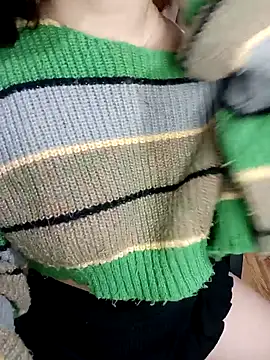 Snapshot of ChanChanLy chatting on February 15, 2026, 3:55 pm ChanChanLy online show from February 15, 2026, 3:55 pm