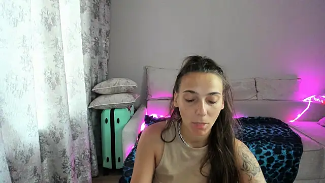 AnnaMized online show from April 2, 2026, 12:51 am