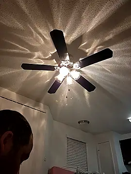 alexandercubo online show from January 16, 2026, 2:04 am