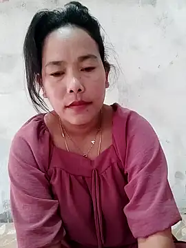 Snapshot of Jarna_c chatting on January 15, 2026, 6:06 am Jarna c online show from January 15, 2026, 6:06 am