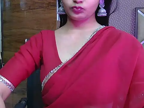 Snapshot of sweet_riyaaa chatting on May 18, 2026, 7:57 am sweet riyaaa online show from May 18, 2026, 7:57 am