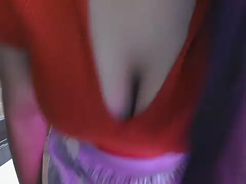 Snapshot of sweet_riyaaa chatting on July 3, 2026, 2:29 am sweet riyaaa online show from July 3, 2026, 2:29 am