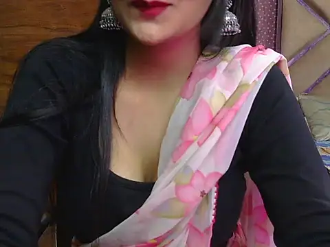 Snapshot of sweet_riyaaa chatting on June 17, 2026, 6:46 am sweet riyaaa online show from June 17, 2026, 6:46 am