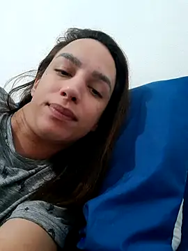 Snapshot of ofjuliaa chatting on June 24, 2026, 9:08 am ofjuliaa online show from June 24, 2026, 9:08 am