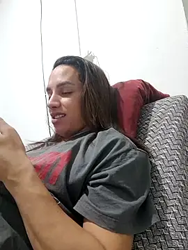 Snapshot of ofjuliaa chatting on July 18, 2026, 1:25 am ofjuliaa online show from July 18, 2026, 1:25 am