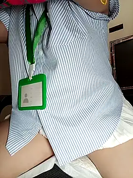 Snapshot of Lyna_sexy24 chatting on June 6, 2026, 9:09 pm Lyna sexy24 online show from June 6, 2026, 9:09 pm