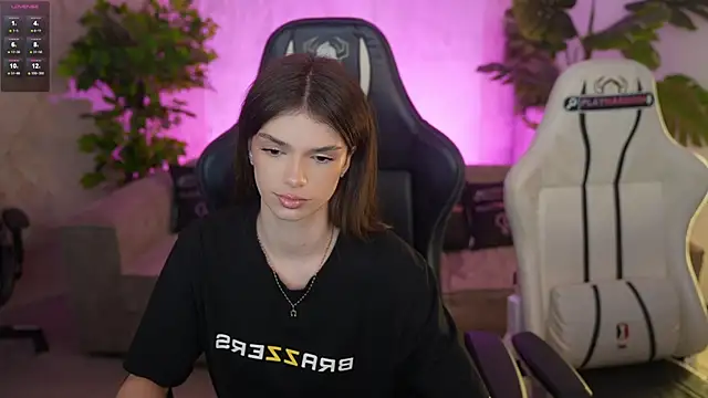 Snapshot of Mila_Rose054 chatting on March 25, 2026, 3:55 pm Mila Rose054 online show from March 25, 2026, 3:55 pm