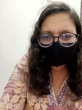 piryasharma005 online show from January 11, 2026, 11:44 pm