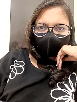 piryasharma005 online show from March 5, 2026, 11:10 pm