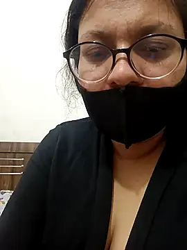 piryasharma005 online show from March 9, 2026, 3:04 pm