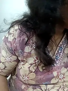 piryasharma005 online show from January 31, 2026, 7:34 pm