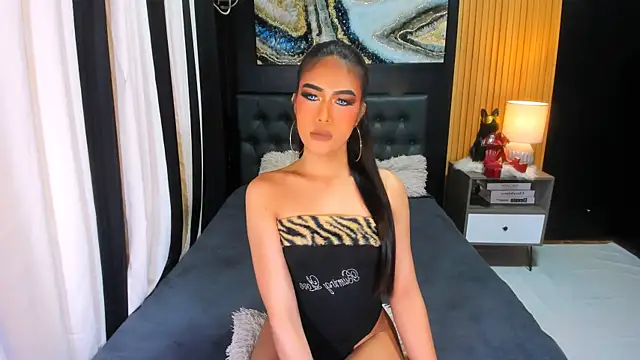 Snapshot of Diana_Victoria chatting on May 11, 2026, 8:28 pm Diana Victoria online show from May 11, 2026, 8:28 pm