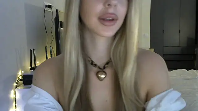 LizaSweetyq online show from February 28, 2026, 9:20 am