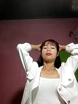 Yaya-827 online show from February 2, 2026, 6:34 am