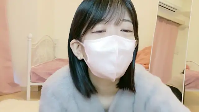 yuruchan  online show from March 8, 2026, 8:17 am