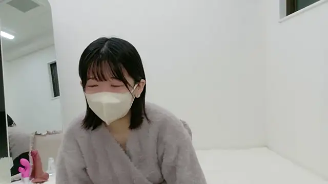 yuruchan  online show from February 20, 2026, 3:58 pm