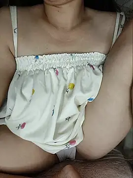 Snapshot of linhha23 chatting on July 30, 2026, 2:27 pm linhha23 online show from July 30, 2026, 2:27 pm