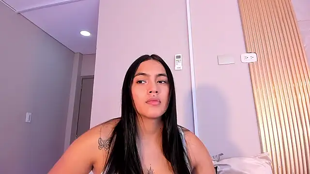 AlanaBlair  online show from March 21, 2026, 7:29 pm