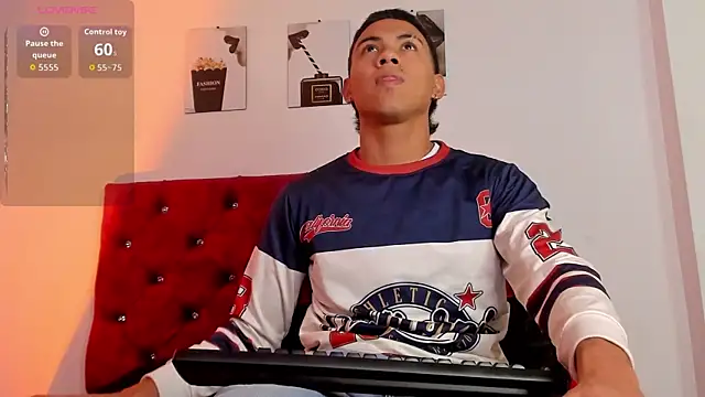 Liamsubtle01 online show from January 15, 2026, 5:05 pm