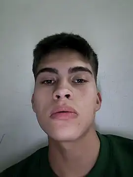 babystripchat31 online show from January 10, 2026, 1:01 am