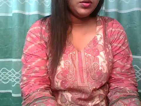 Snapshot of Sima_Roy95 chatting on May 5, 2026, 9:29 pm Sima Roy95 online show from May 5, 2026, 9:29 pm