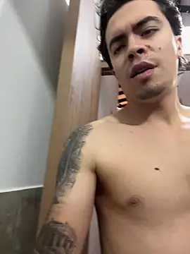 MARiana2619 online show from March 18, 2026, 11:48 pm