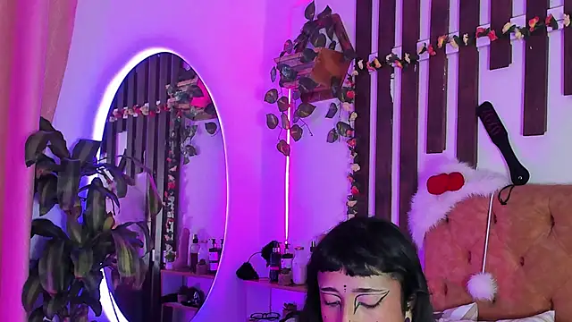 Snapshot of MeowMota_ chatting on February 7, 2026, 6:05 pm MeowMota online show from February 7, 2026, 6:05 pm