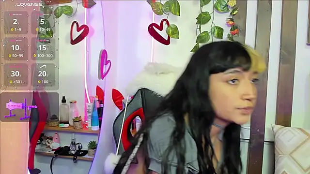 Snapshot of MeowMota_ chatting on June 5, 2026, 7:08 pm MeowMota online show from June 5, 2026, 7:08 pm