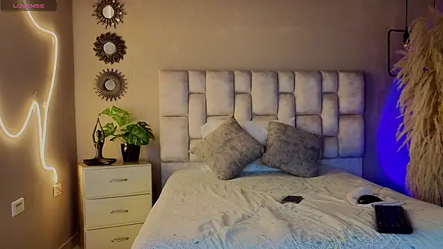 Snapshot of _liiss chatting on February 7, 2026, 11:18 am liiss online show from February 7, 2026, 11:18 am