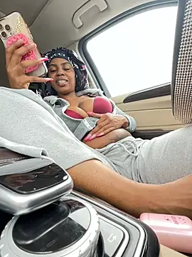 Snapshot of oshun6360 chatting on March 11, 2026, 4:23 pm oshun6360 online show from March 11, 2026, 4:23 pm