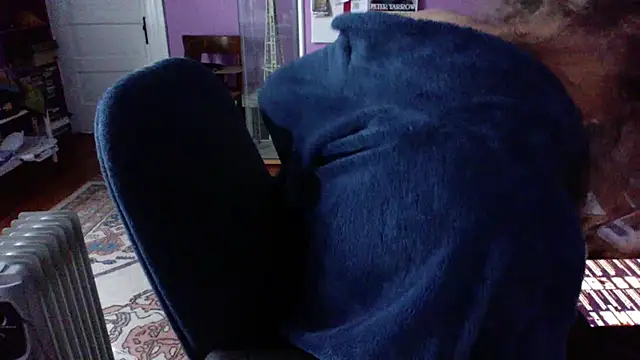 Snapshot of LickYourYoni chatting on May 9, 2026, 1:36 pm LickYourYoni online show from May 9, 2026, 1:36 pm
