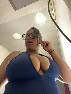 NataliaMillers online show from May 9, 2026, 4:16 am
