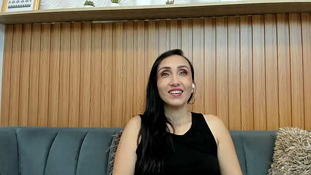 Snapshot of Riley_Reid_Milf chatting on July 28, 2026, 4:39 pm Riley Reid Milf online show from July 28, 2026, 4:39 pm