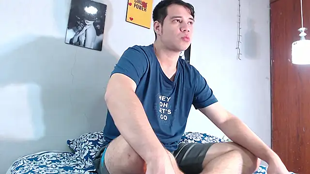 queen night19 online show from February 3, 2026, 11:59 am