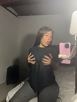 Snapshot of Kitty20205 chatting on February 17, 2026, 2:53 am Kitty20205 online show from February 17, 2026, 2:53 am