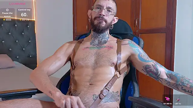 Snapshot of Simon_Rz chatting on July 8, 2026, 12:06 pm Simon Rz online show from July 8, 2026, 12:06 pm