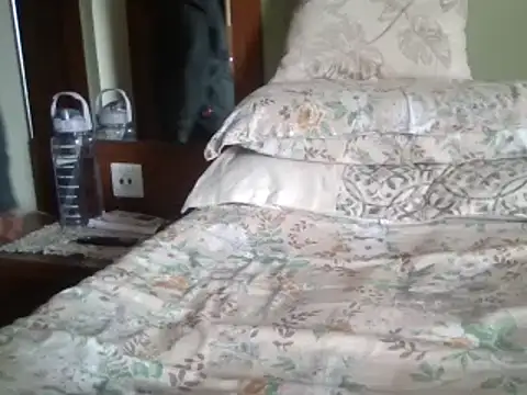 kendel87 online show from January 13, 2026, 8:29 am