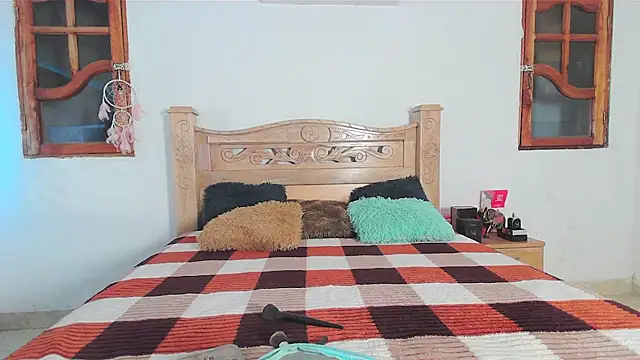 Snapshot of bratz_glloe chatting on March 10, 2026, 3:43 am bratz glloe online show from March 10, 2026, 3:43 am