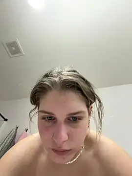 Snapshot of SassynNatty chatting on February 10, 2026, 1:59 am SassynNatty online show from February 10, 2026, 1:59 am