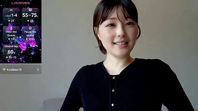 isshiki00 online show from May 9, 2026, 2:04 am