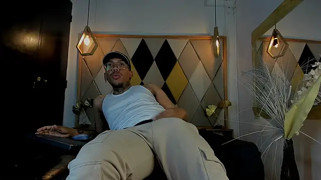 ThiagoBerry online show from February 5, 2026, 11:28 am