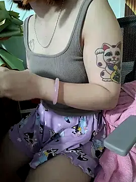 -LunaLust online show from March 17, 2026, 12:57 am