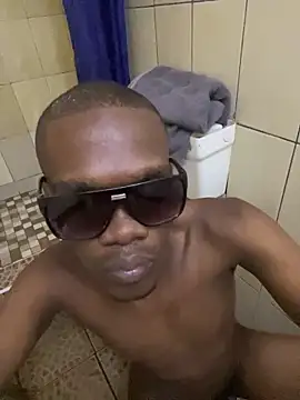 BigAndBeaut online show from February 27, 2026, 3:34 pm