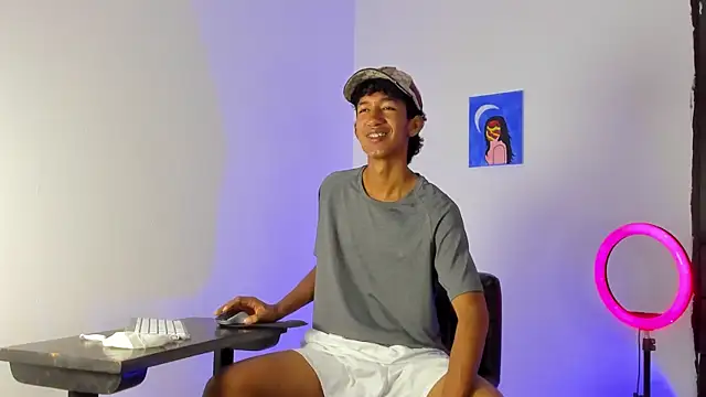 Snapshot of neitan_miller_ chatting on June 20, 2026, 2:44 pm neitan miller online show from June 20, 2026, 2:44 pm