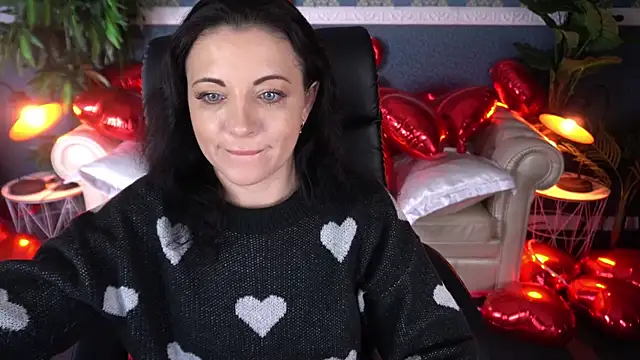 Snapshot of Dafni_Monn chatting on February 22, 2026, 6:38 am Dafni Monn online show from February 22, 2026, 6:38 am