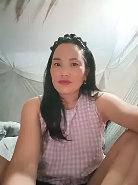 Snapshot of yu--yo chatting on July 8, 2026, 2:18 pm yu--yo online show from July 8, 2026, 2:18 pm
