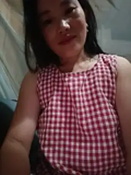 Snapshot of yu--yo chatting on July 5, 2026, 10:16 pm yu--yo online show from July 5, 2026, 10:16 pm