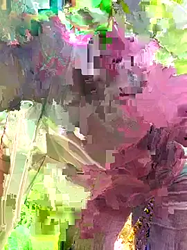 yu--yo online show from June 15, 2026, 2:12 am