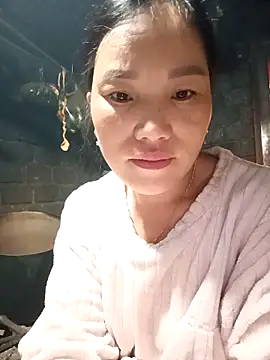 yu--yo online show from February 4, 2026, 12:05 am